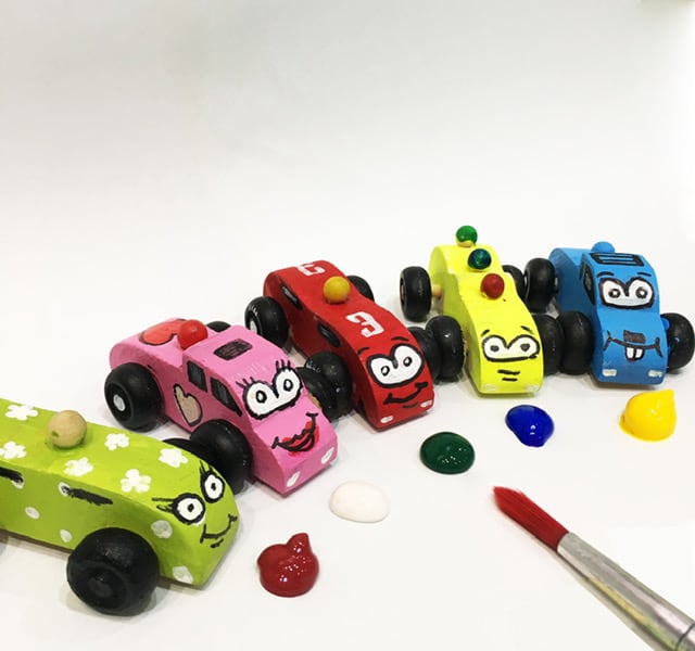Deluxe Wooden Toy Car Painting Kit